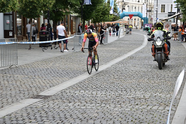 赛者带入一 赛者带入一